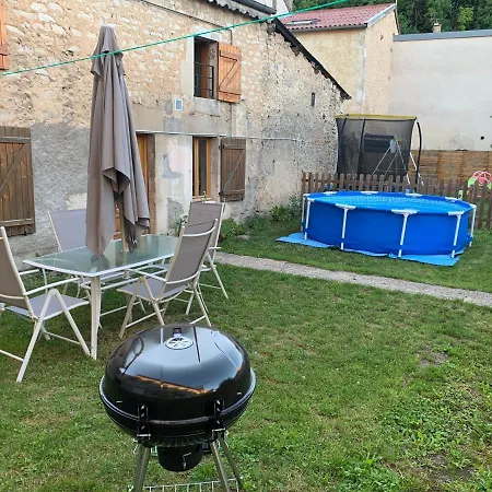 Petite Maison Lorraine Avec Cheminée Et Jardin * Saint-Mihiel