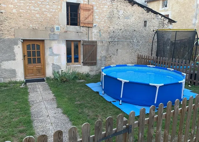 Petite Maison Lorraine Avec Cheminee Et Jardin